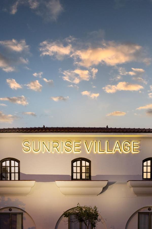 Sunrise Village Beach Hotel Kalamaki  Exterior foto