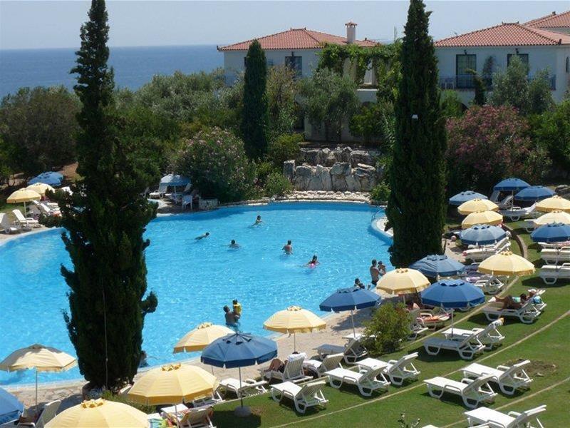 Sunrise Village Beach Hotel Kalamaki  Exterior foto